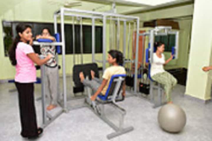Vishal Junnar Seva Mandal's Vishal Institute of Pharmaceutical Education and Research, Pune campus photo 2