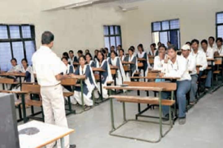 Vishal Junnar Seva Mandal's Institute of Pharmacy for Women, Pune campus photo 2