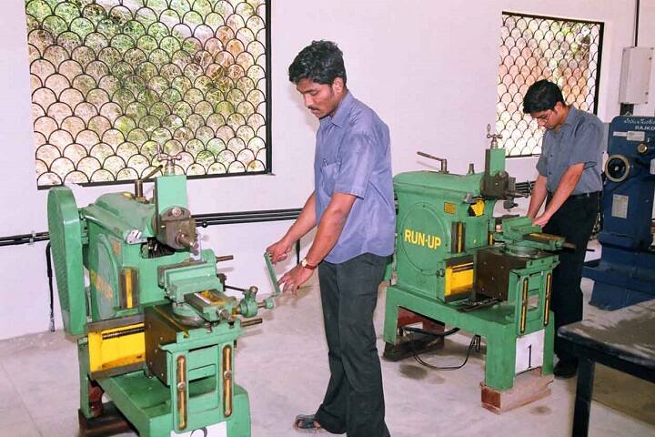 Muslim Association College of Engineering, Thiruvananthapuram campus photo 3