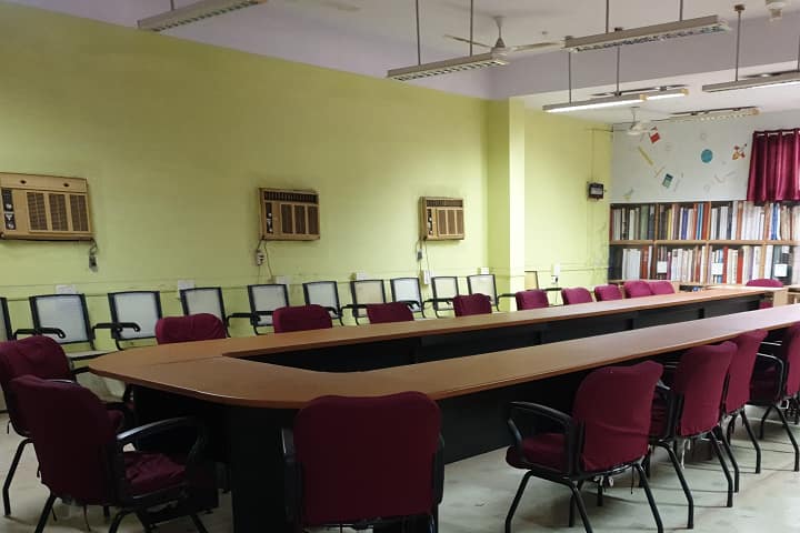 Department of Business Administration, Awadhesh Pratap Singh University, Rewa campus photo 5