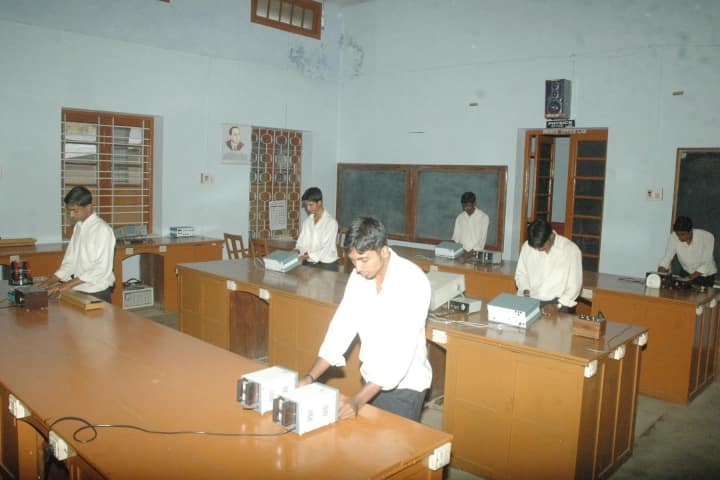 Field Marshal KM Cariappa College, Madikeri campus photo 2