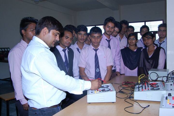 Maa Saraswati Institute of Engineering and Technology, Rohtak campus photo 2