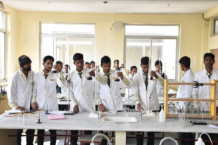 Vindhya Gurukul College of Pharmacy, Mirzapur campus photo 4