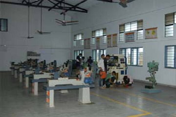 AY Dadabhai Technical Institute, Surat campus photo 5