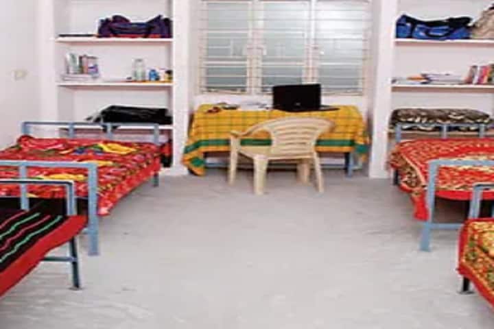 Shri Indra Ganesan Institute of Medical Sciences College of Naturopathy and Yogic Science, Tiruchirappalli campus photo 5