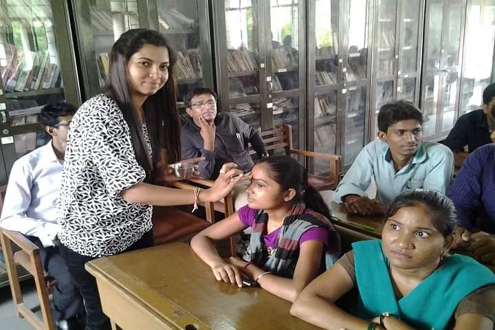 AG Teachers College, Ahmedabad campus photo 4