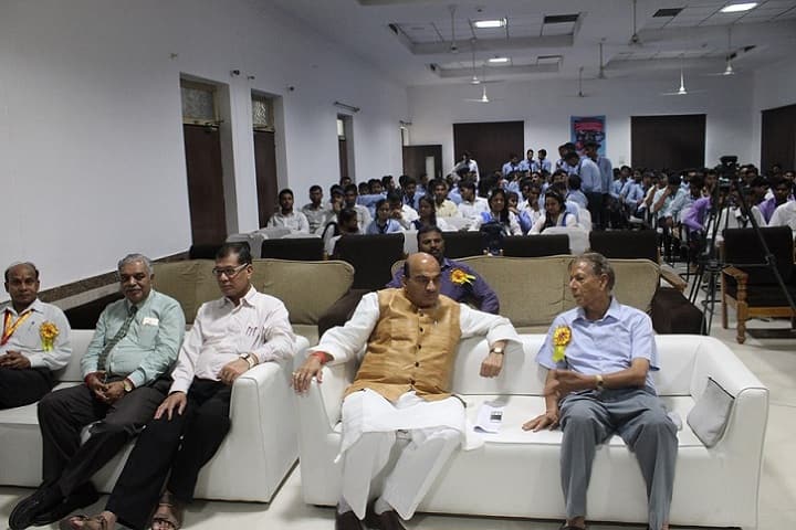 Shambhunath College of Education, Allahabad campus photo 6