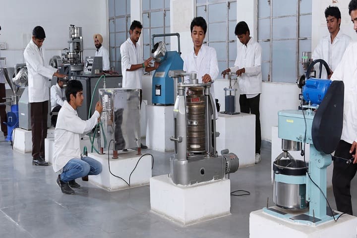 Jan Nayak Ch Devi Lal PG College of Education, Sirsa campus photo 3