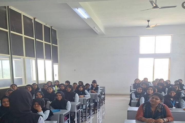 KMCT Arts and Science College, Kuttippuram campus photo 3