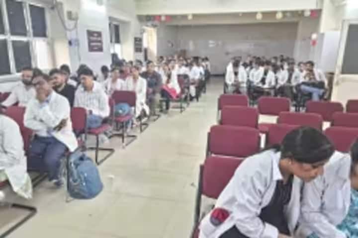 Government Ayurvedic College and Hospital, Varanasi campus photo 2