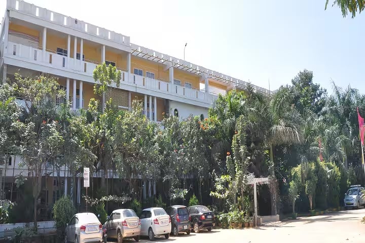 Karnataka College of Nursing, Bangalore campus photo 3