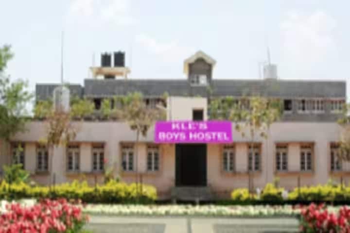 KLE Ayurveda Medical College, Chikodi campus photo 4