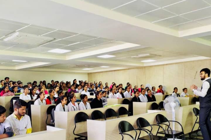 Manjushree Institute of Nursing Science, Gandhinagar campus photo 4