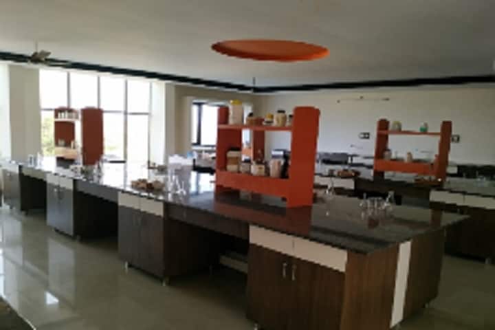 MAX Institute of Pharmaceutical Science, Velugumatla campus photo 3