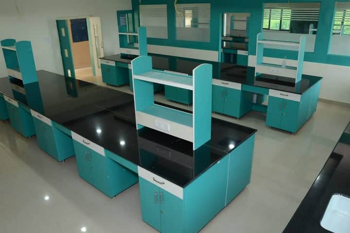 MAX Institute of Pharmaceutical Science, Velugumatla campus photo 4
