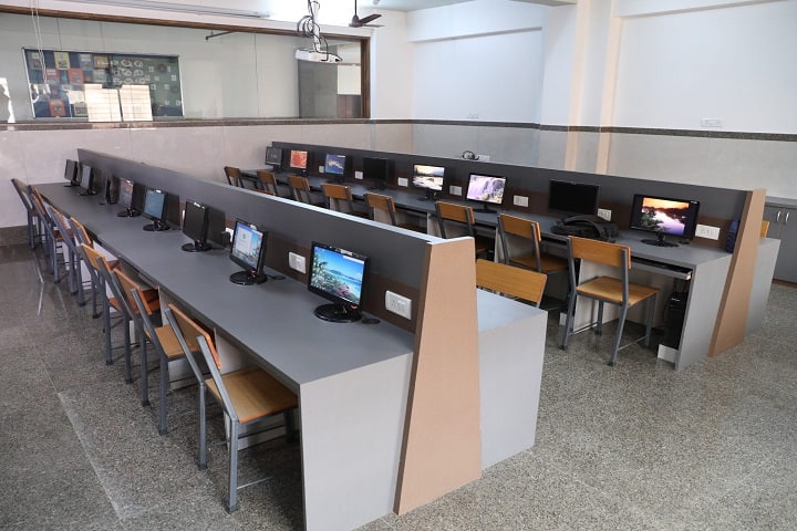 St Francis Institute of Hotel Management, Mumbai campus photo 4