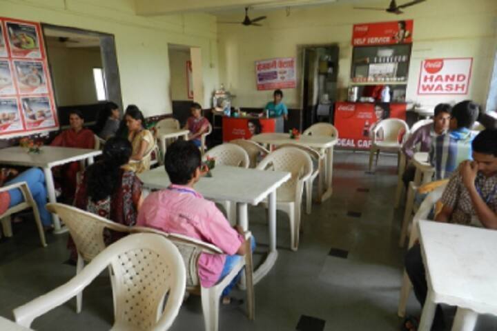 Ideal College of Pharmacy, Thane campus photo 4