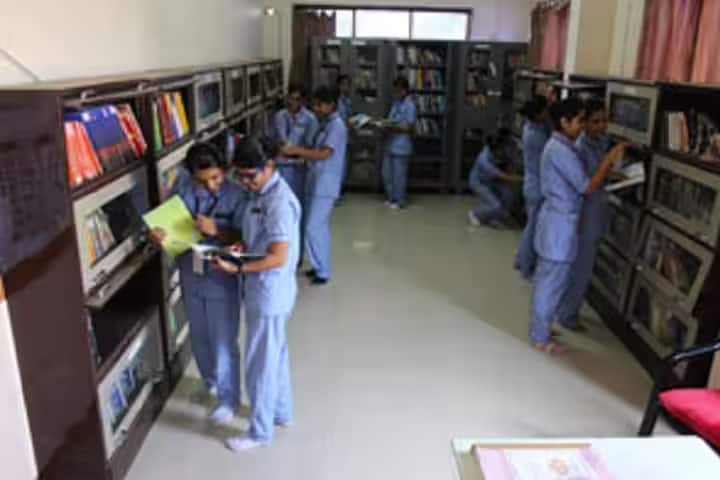 Godavari Foundation's Godavari College of Nursing, Jalgaon campus photo 5