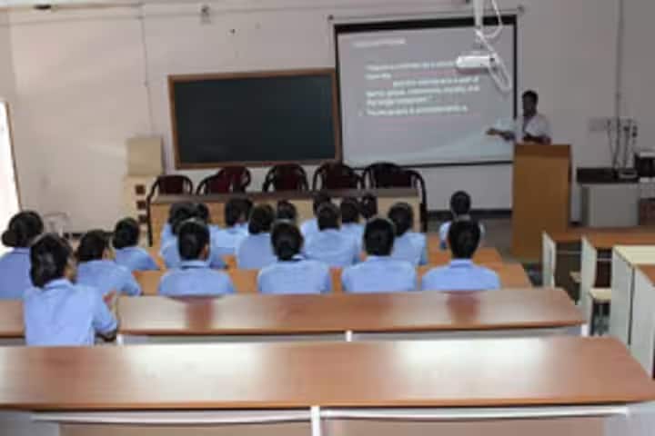 Godavari Foundation's Godavari College of Nursing, Jalgaon campus photo 6