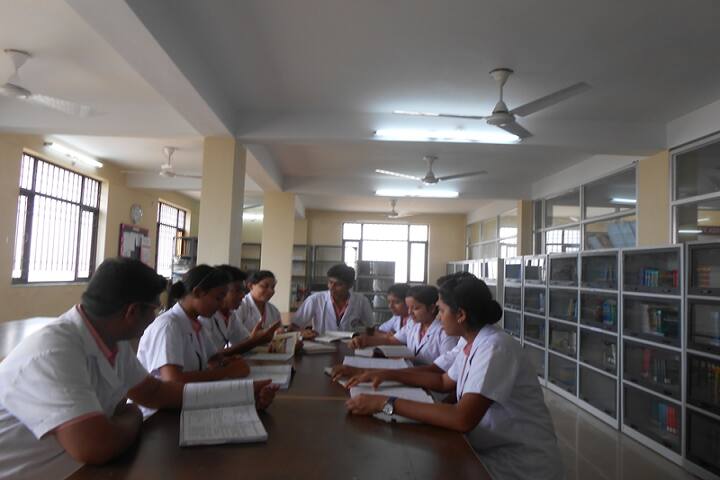 Jagadguru Shankaracharya College of Nursing, Raipur campus photo 3