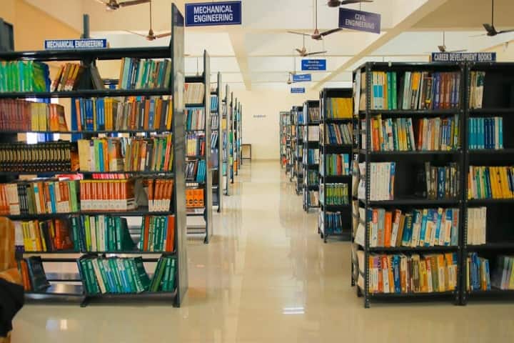 Vinayaka Mission's Law School, Chennai campus photo 3