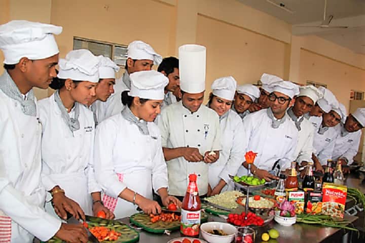 People's Institute of Hotel Management Catering Technology and Applied Nutrition, People's University, Bhopal campus photo 3