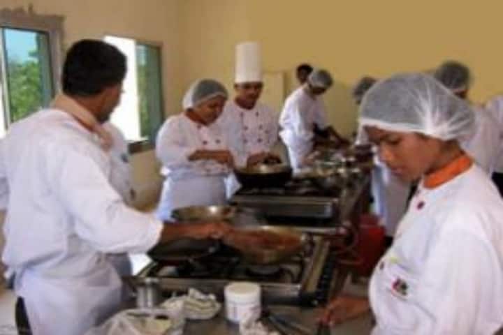 Jaleswar Institute of Hotel Management and Catering Technology, Jaleswar campus photo 2