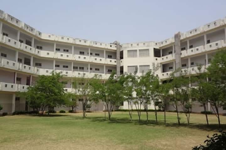 IPS College of Pharmacy, Gwalior campus photo 2
