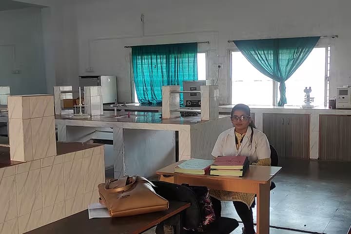 Smt Shalinitai Meghe Ayurved College Hospital and Research Center, Bhandara campus photo 4