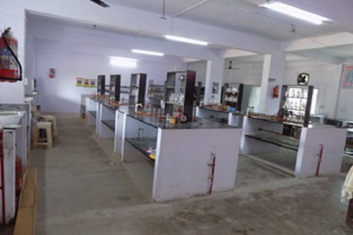 Tai Golwalkar Mahavidyalaya, Nagpur campus photo 3