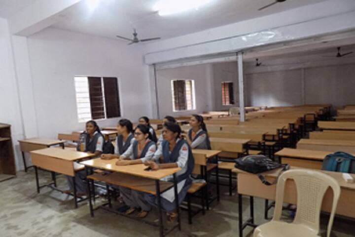 Tai Golwalkar Mahavidyalaya, Nagpur campus photo 4