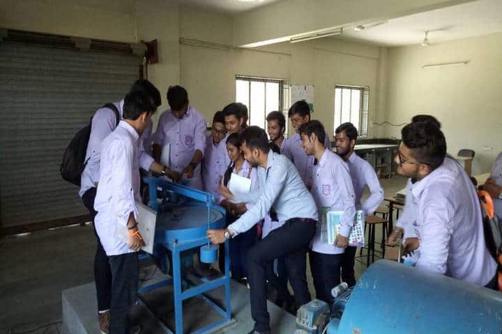 Mahavir Swami College of Engineering and Technology, Surat campus photo 4