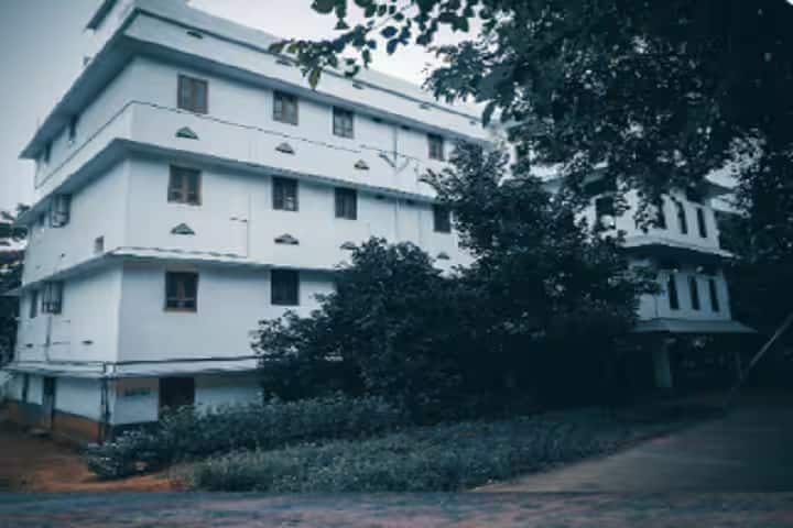 White Memorial College of Nursing, Attoor campus photo 2