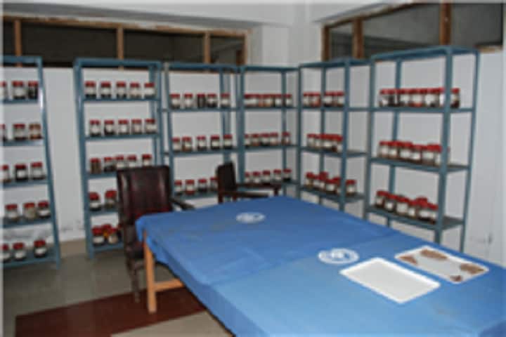 Kashmir Tibbia College Hospital and Research Centre, Bandipora campus photo 4