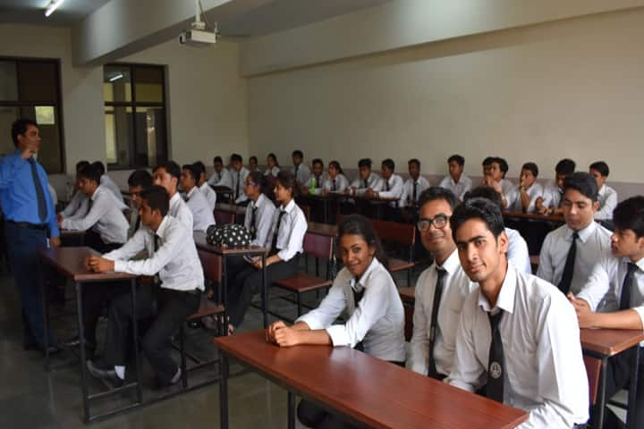 Sunderdeep College of Hotel Management, Ghaziabad campus photo 3