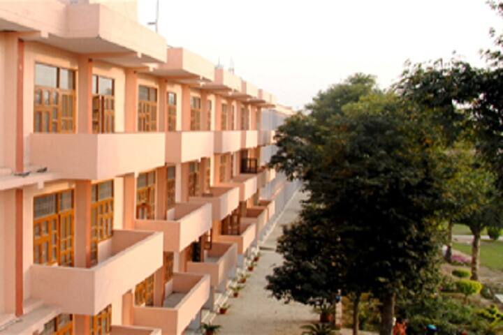 Kasegaon Education Society's Rajarambapu College of Pharmacy, Walwa campus photo 6