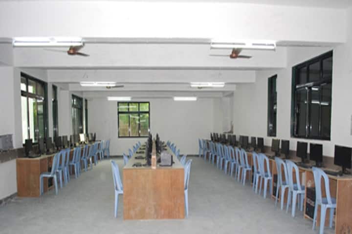 Shree ML Kakadiya MCA Mahila College, Amreli campus photo 4