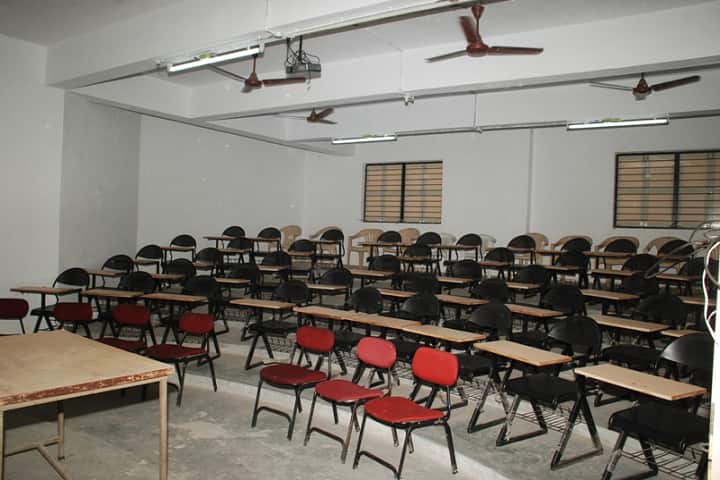 PD Pandya Institute of Computer Application, Ahmedabad campus photo 2