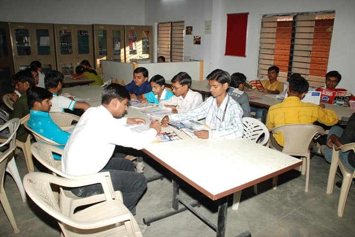 PD Pandya Institute of Computer Application, Ahmedabad campus photo 4