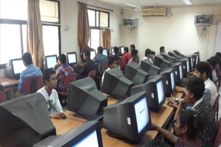 Navgujarat College of Computer Application, Ahmedabad campus photo 3