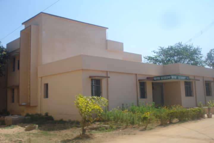 Shaheed Gundadhur College of Agriculture and Research Station, Jagdalpur campus photo 2