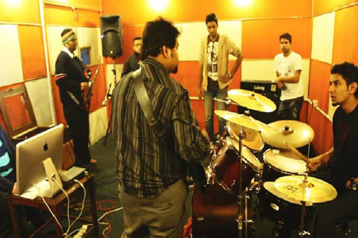 Puppets Picture College of Mass Communication, Noida campus photo 3