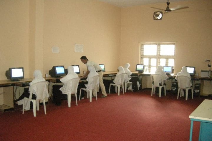 Iqra Unani Medical College, Jalgaon campus photo 4