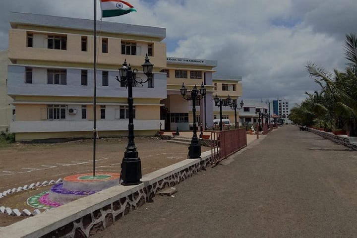 Kasturi Shikshan Sanstha's College of Pharmacy, Shirur campus photo 3