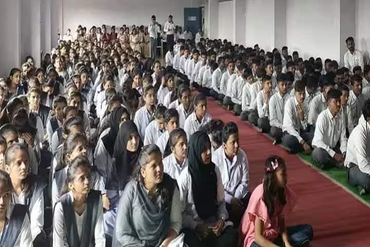 Shraddha Homeopathic College Hospital and Research Centre, Washim campus photo 3