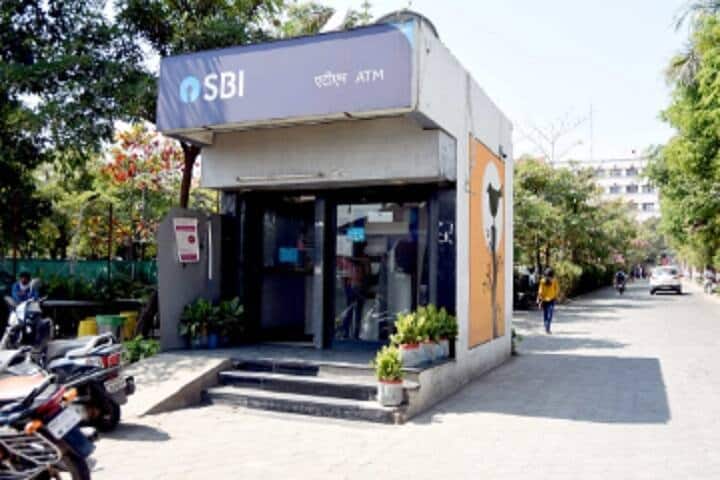 Sri Aurobindo Institute of Journalism and Mass Communication, Indore campus photo 2