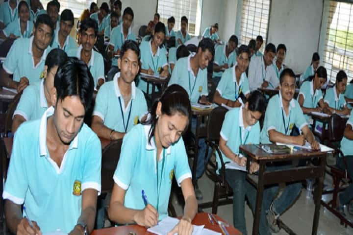 Kai Yashodabai Dagadu Saraf Charitable Trust's College of Pharmacy, Bhusawal campus photo 2