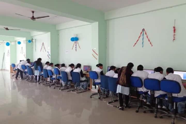 Varun Arjun School of Nursing, Shahjahanpur campus photo 3