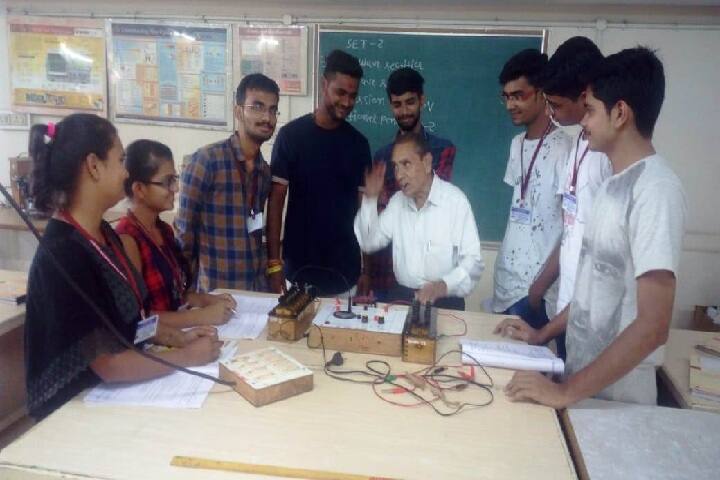 Shree PM Patel College of Electronics and Communication, Anand campus photo 3