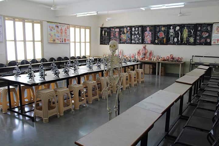 Noble Homoeopathic College and Research Institute, Junagadh campus photo 3